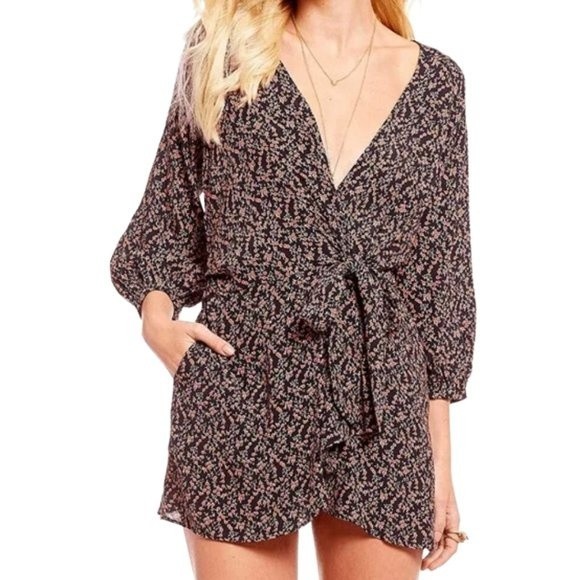 Free People Dresses & Skirts - Free People Clara Floral Tie Front Tunic